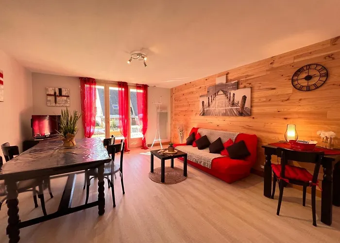 T2 Ensoleille. Terrasse Et Vaste Jardin Commun